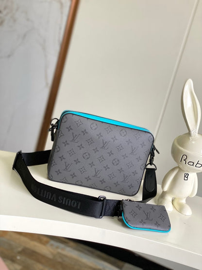 LIV Trio Messenger