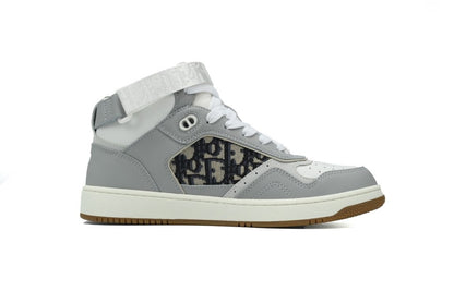 B27 Mid Top Sneaker