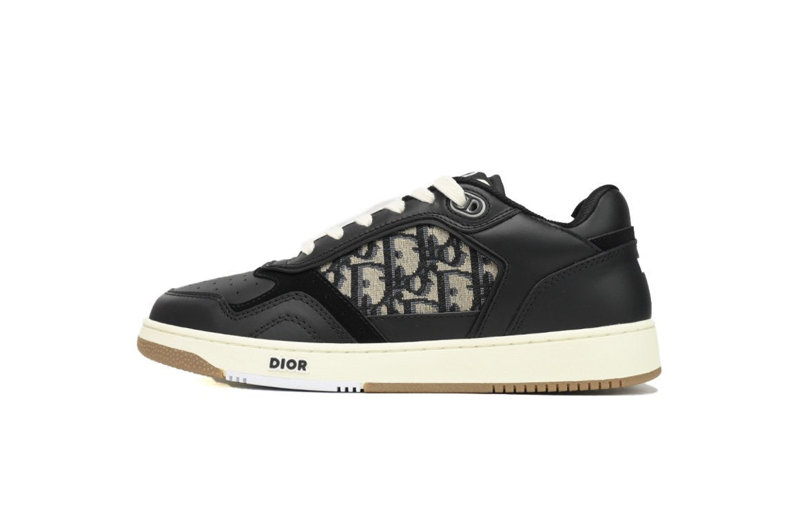 B27 Low Top Sneaker (Women’s)