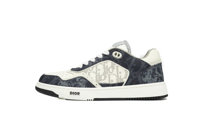 B27 Low Top Sneaker (Women’s)