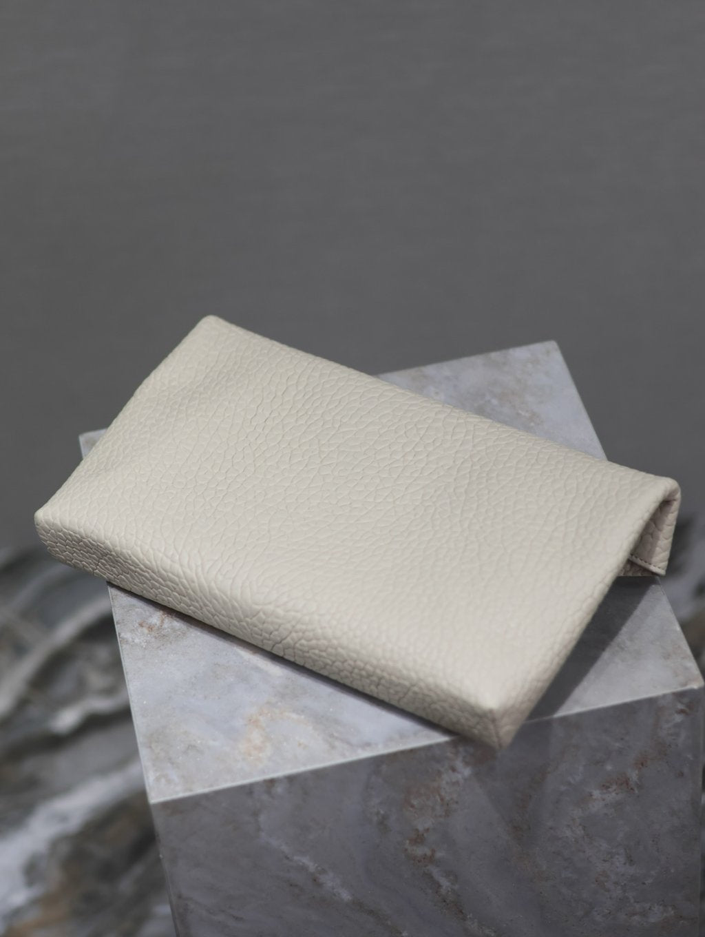 Cassandre Large Envelope Pouch