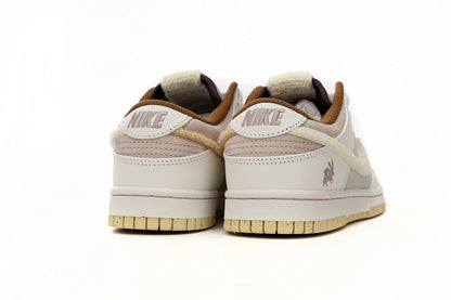 Dunk Low (Women's)