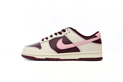 Dunk Low (Women's)