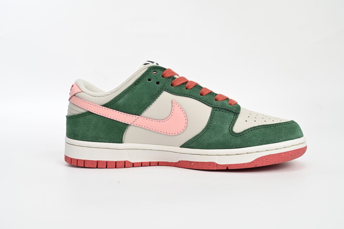 Dunk Low (Men's)