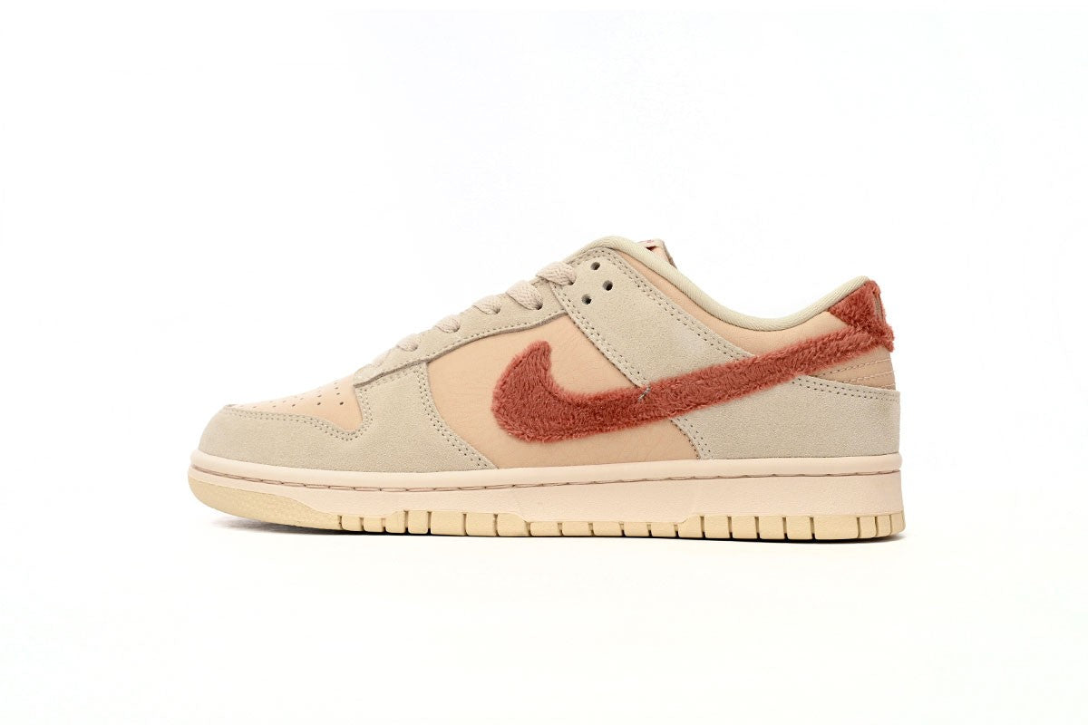 Dunk Low (Men's)