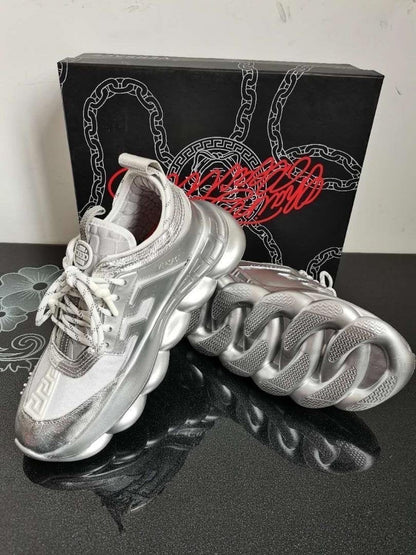 VR*SC Chain Reaction Sneaker