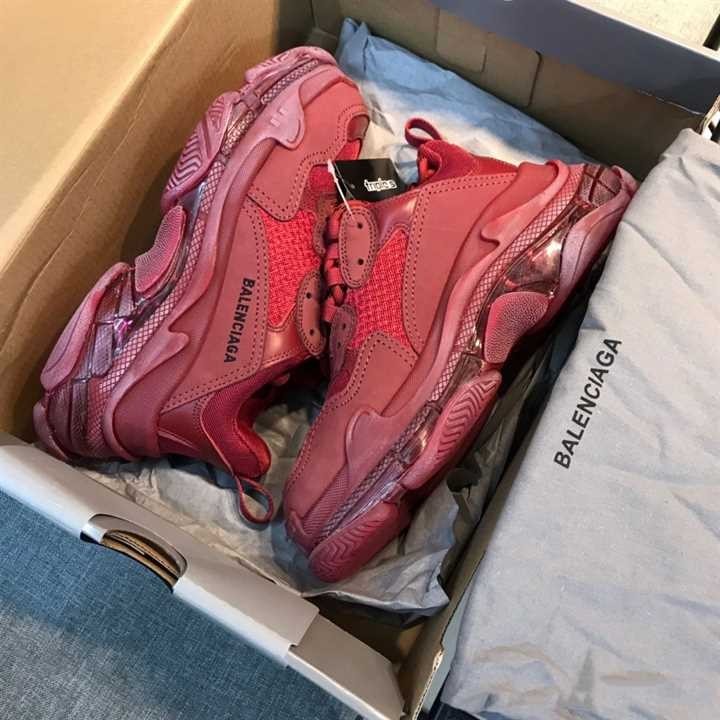 Triple S Clear Sole Sneaker (Women's)