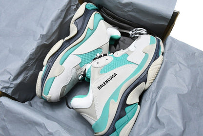 Triple S Sneaker (Men’s)