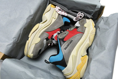 Triple S Sneaker (Women's)