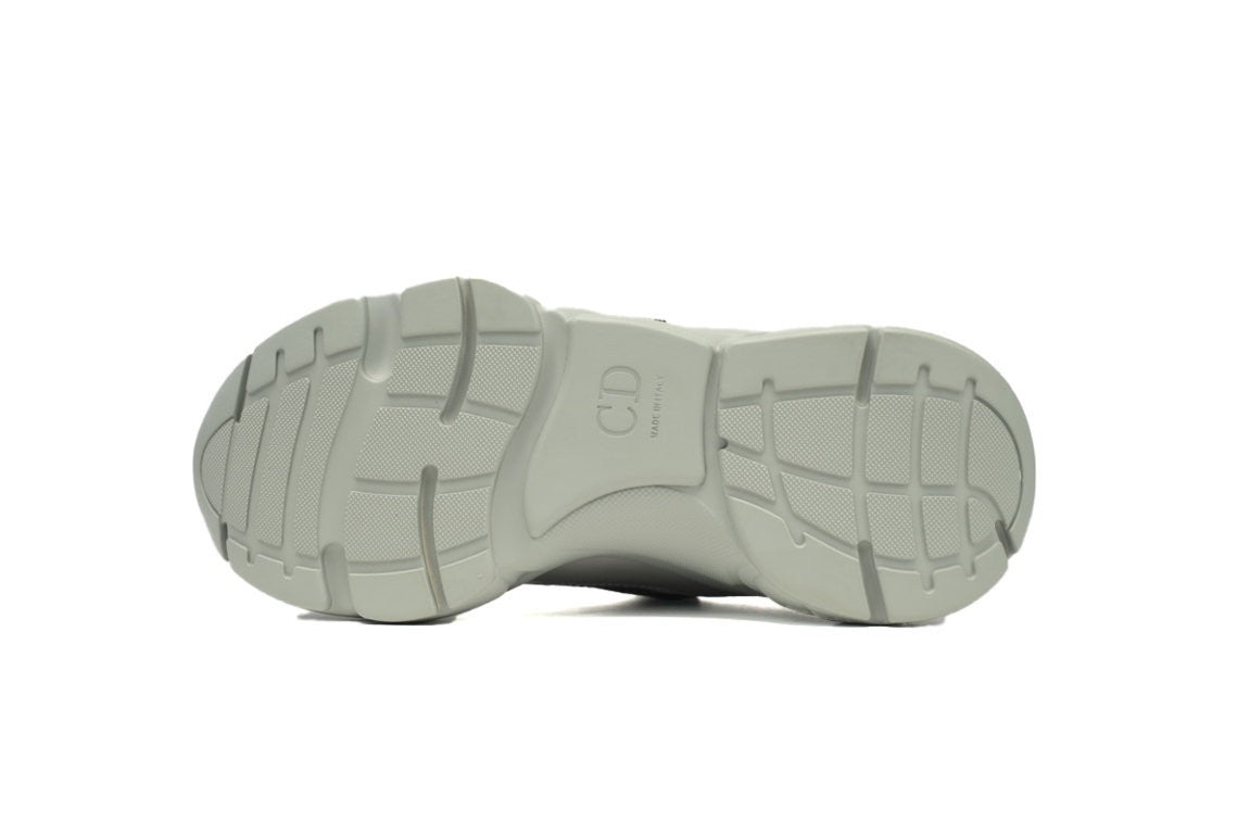 B22 Sneaker (Women's)