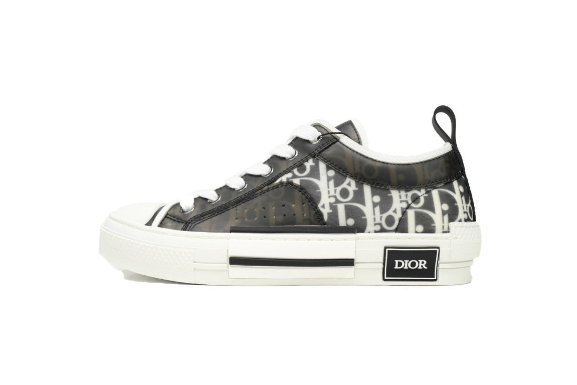 B23 Low-Top Sneaker (Women's)