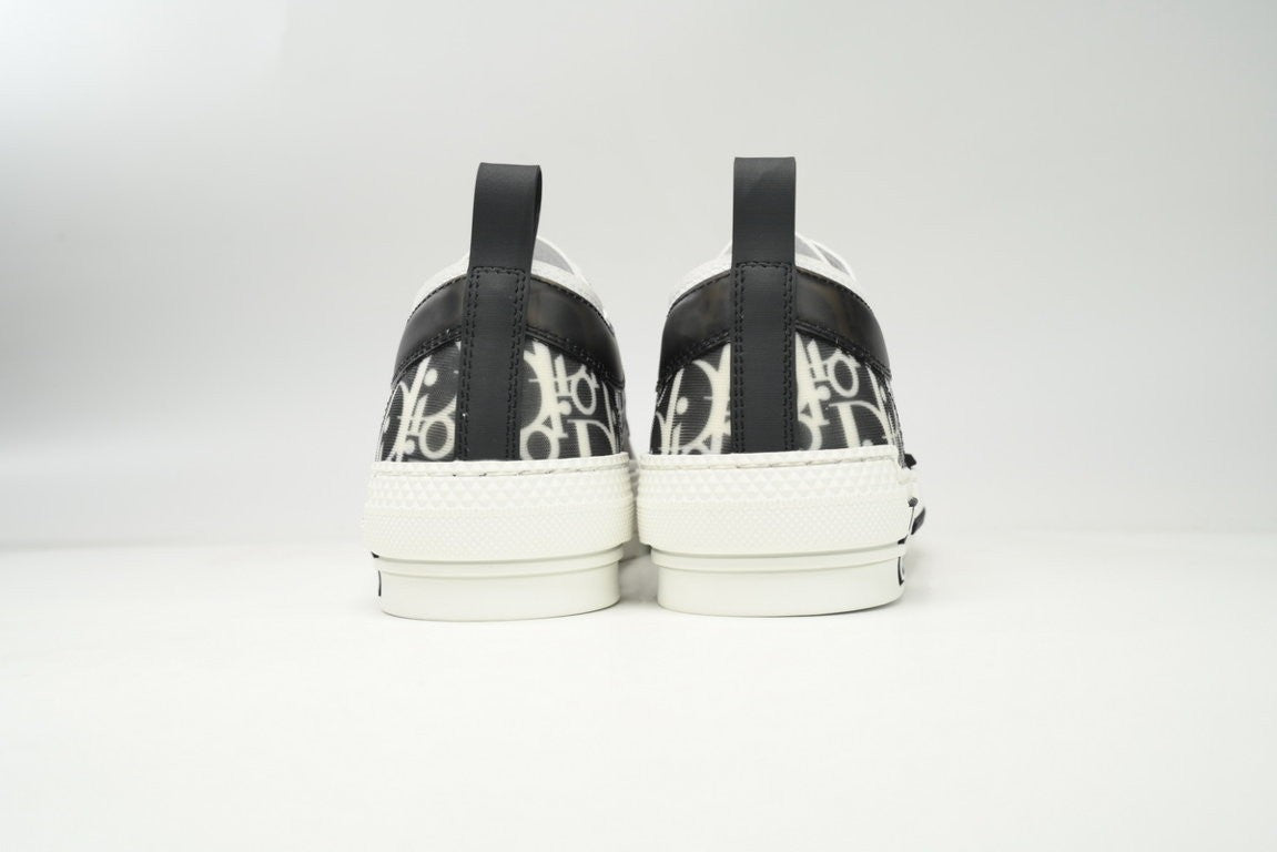 B23 Low-Top Sneaker (Men's)