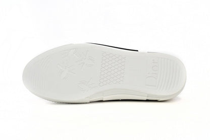 B23 Low-Top Sneaker (Women's)