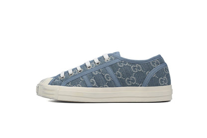 Julio Sneaker (Women’s)