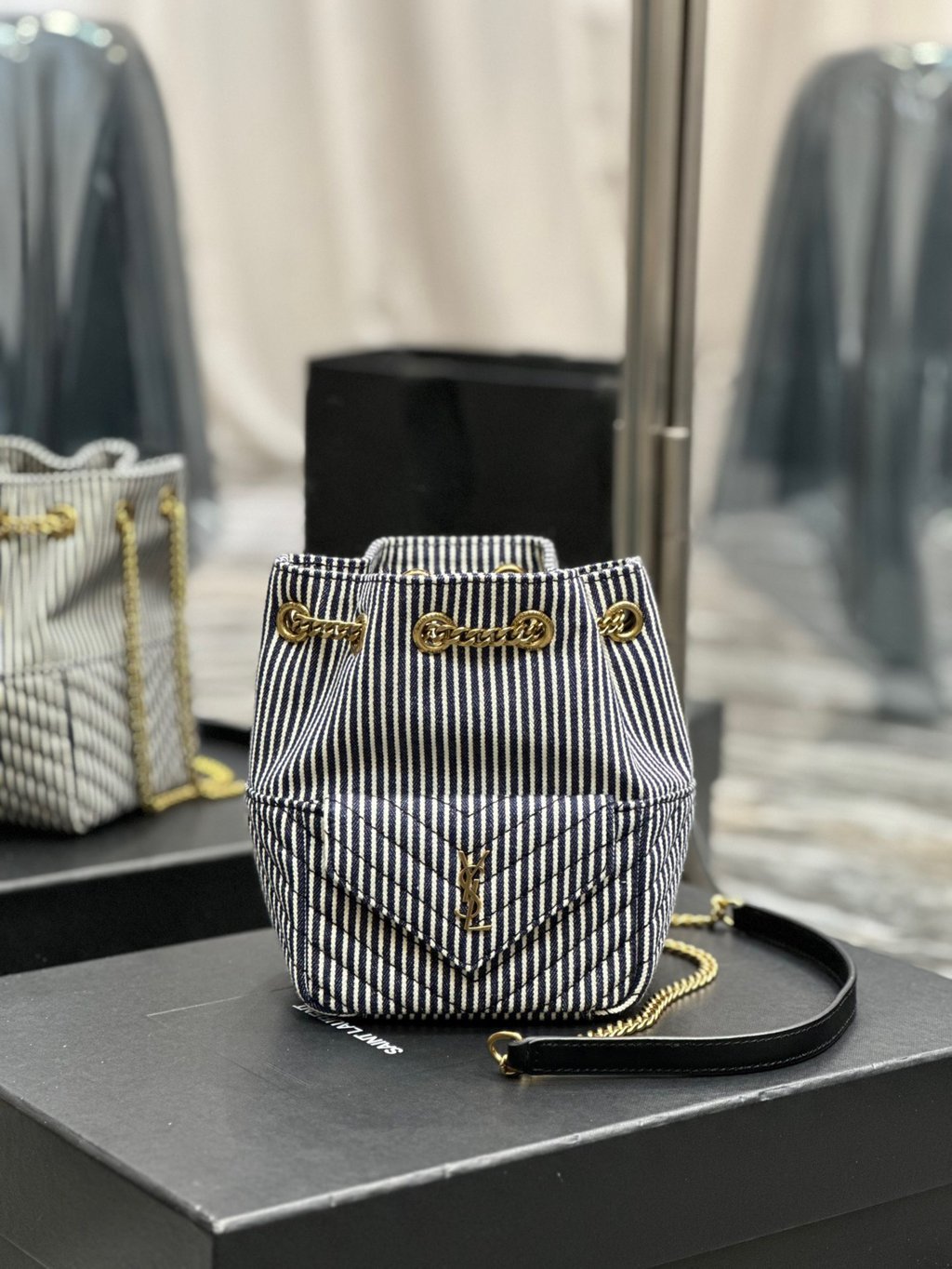 Joe Mini Bucket Bag