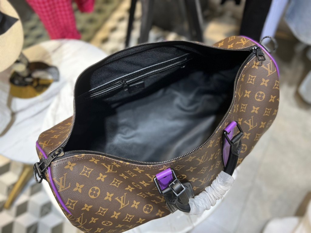 LIV Keepall 50