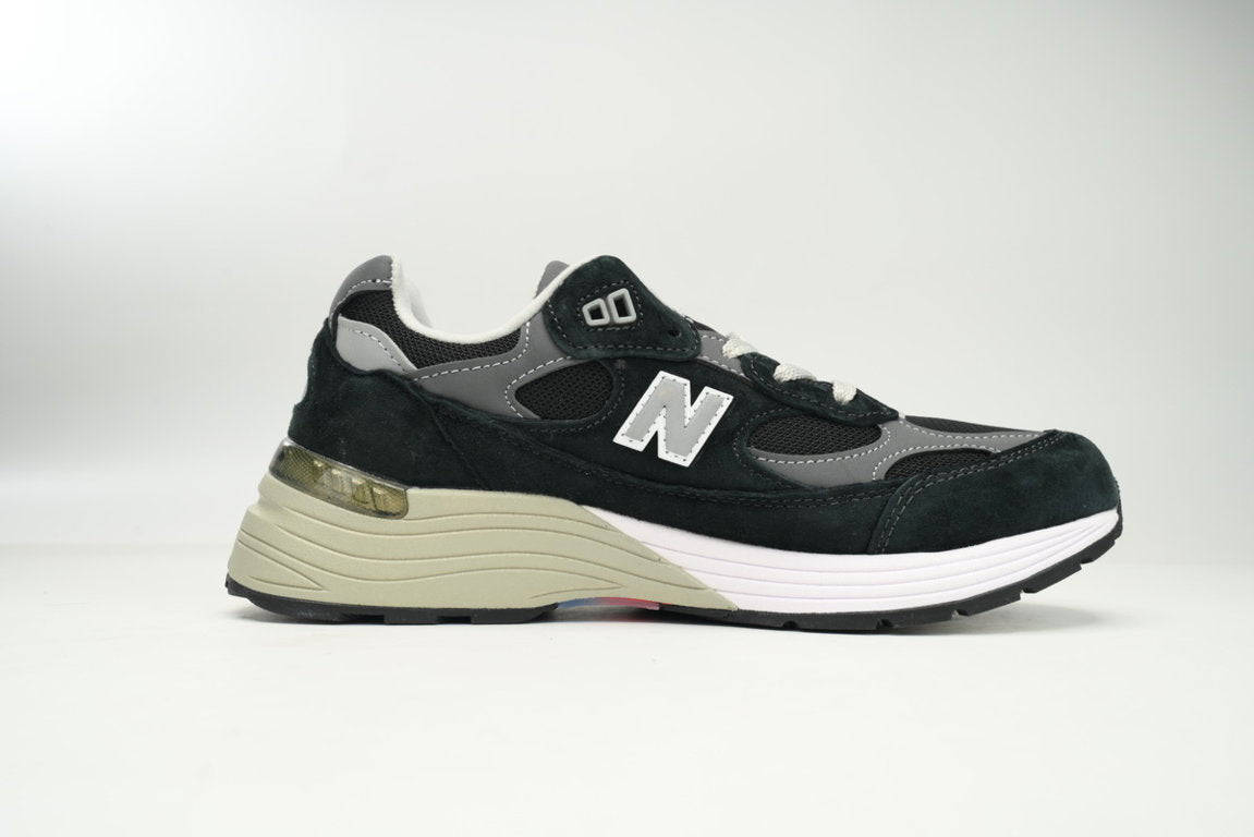 992 Sneakers (Men's)