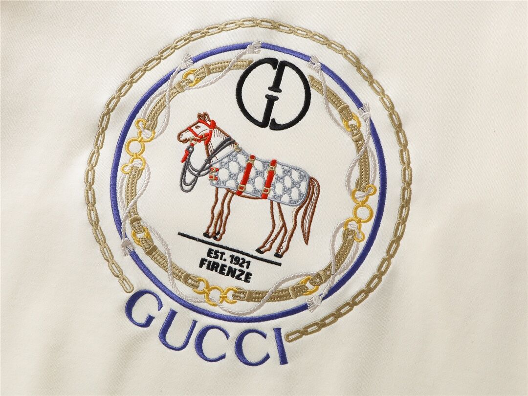 GV*C1 Logo Sweatshirt