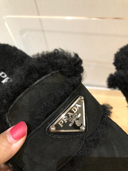 PRD Fur Slippers (Women’s)