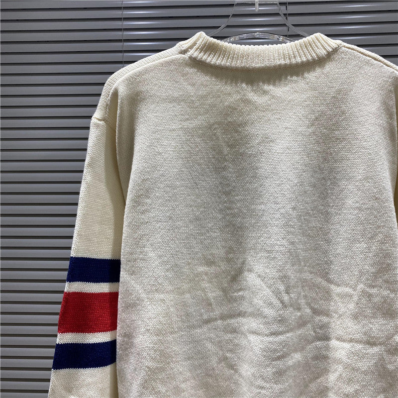 GV*C1 Sweater