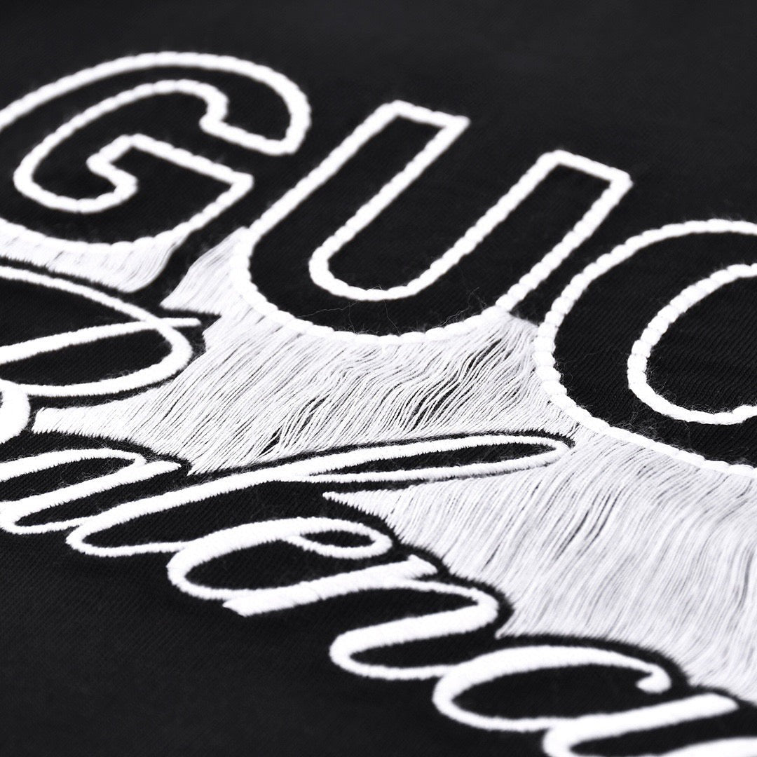 GV*C1 x B*L3NC14G Collab Logo Oversized T-shirt