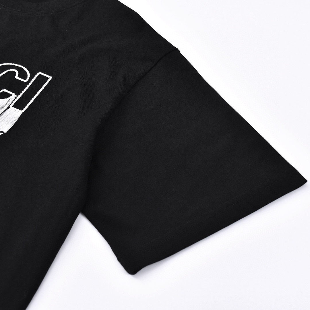 GV*C1 x B*L3NC14G Collab Logo Oversized T-shirt