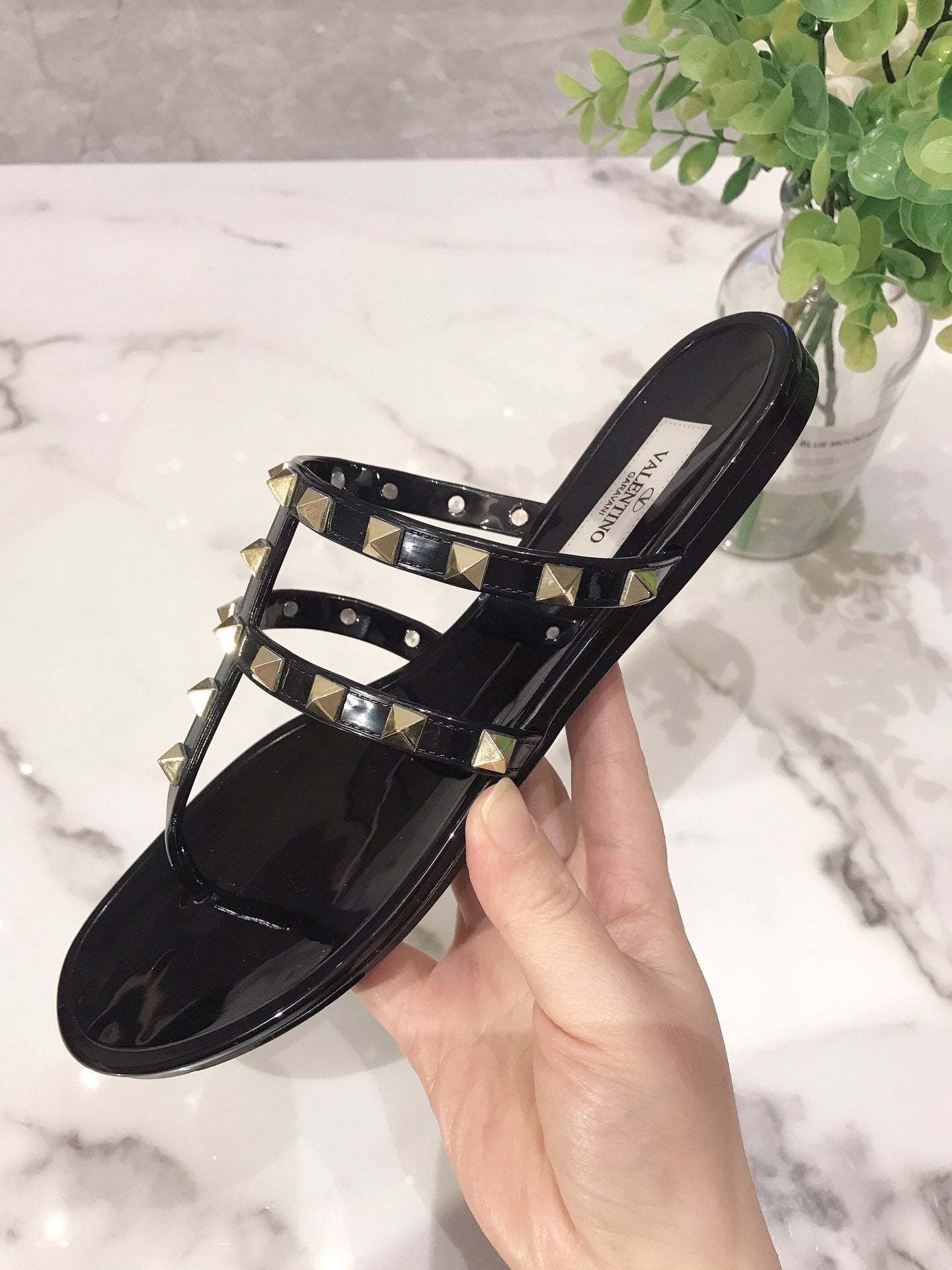 Rockstud Slippers (Women’s)