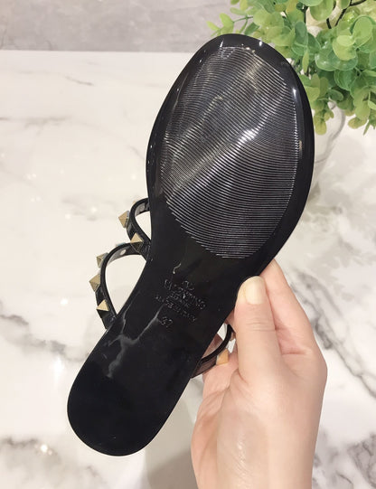 Rockstud Slippers (Women’s)