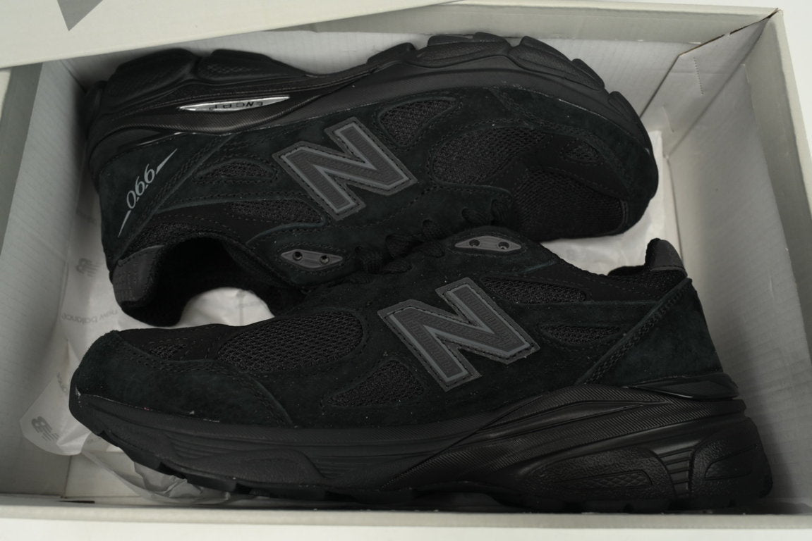 990 Sneakers (Men's)