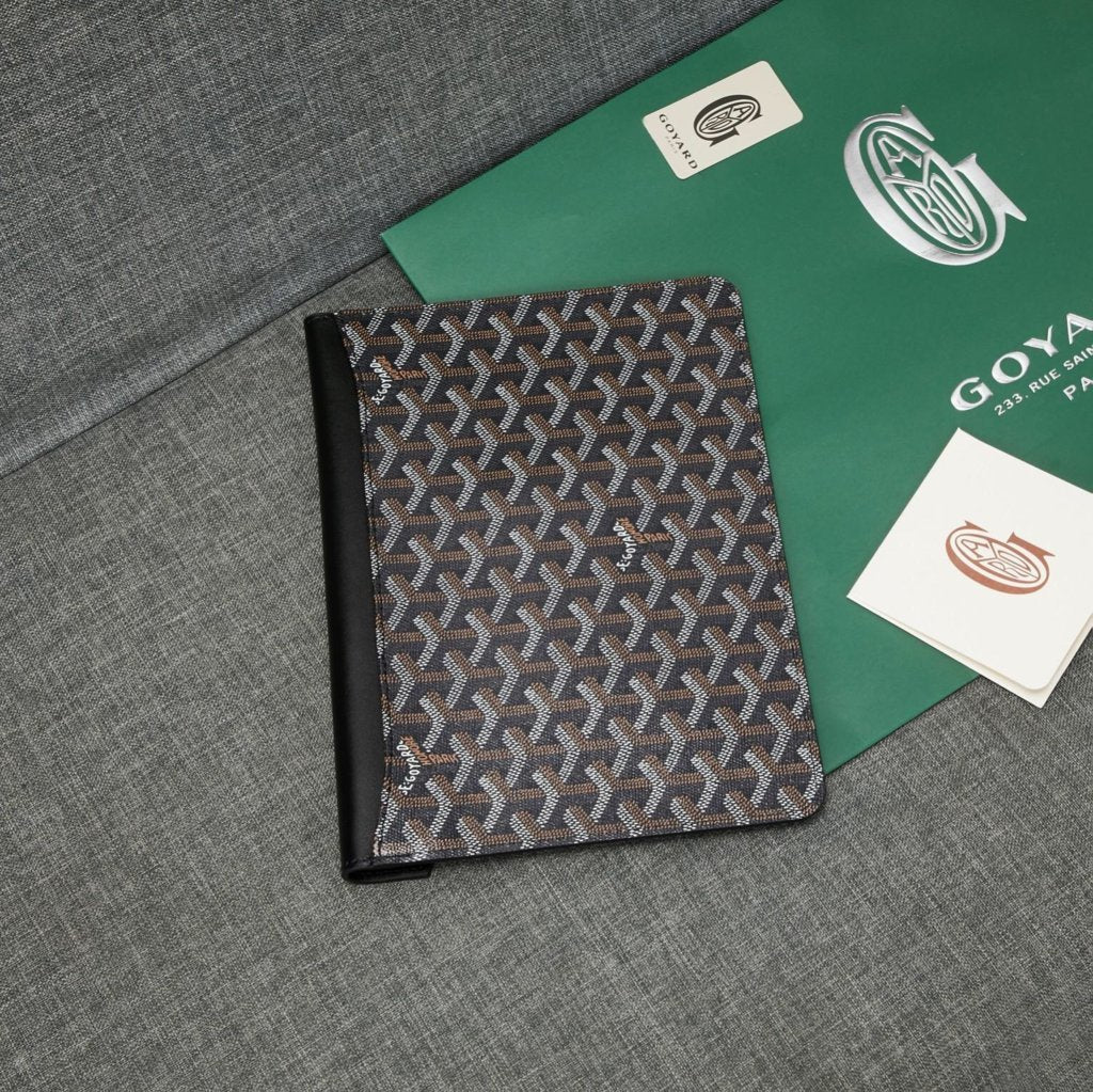 Camondo Pouch