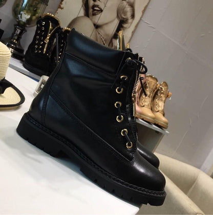 B*LM4*N Taiga Boots (Women’s)