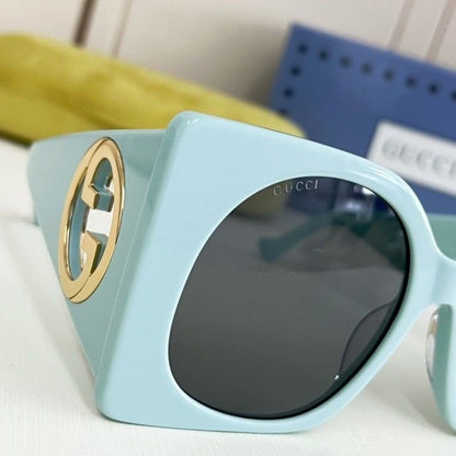 GV*C1  Square Sunglasses