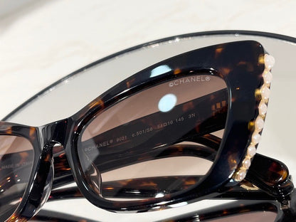 Cat-Eye Sunglasses