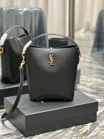 Fox Le 37 Bucket Bag