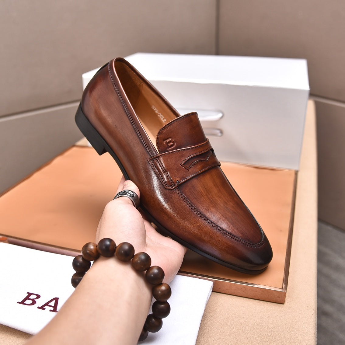 Webb Loafers (Men's)