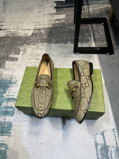 Jumbo Logo Loafers (Men’s)