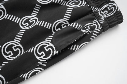 GV*C1 Logo Shorts