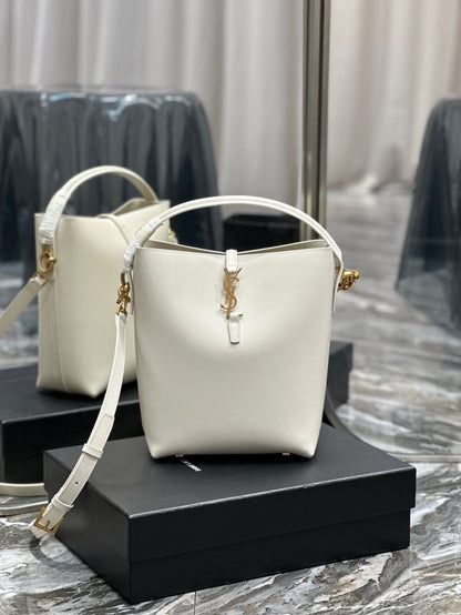 Fox Le 37 Bucket Bag