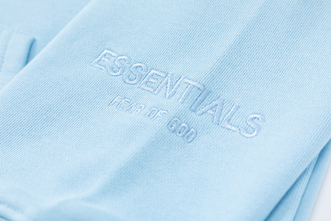 3SS3NT14L Logo Hoodie