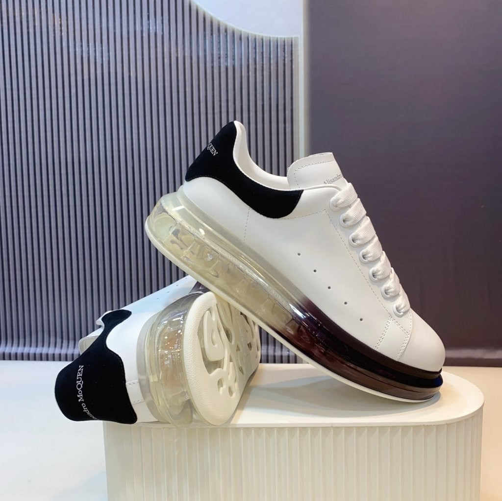 Oversized Sneaker (Women’s)