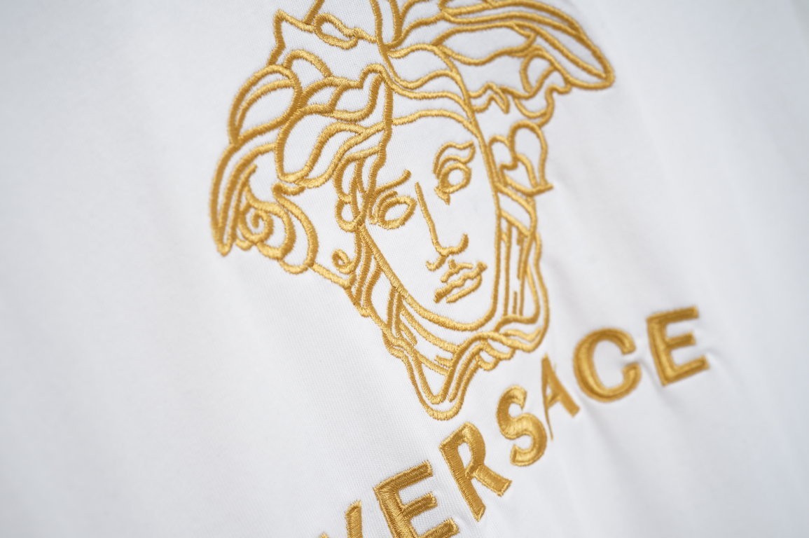 V*RSC Medusa Head T-shirt