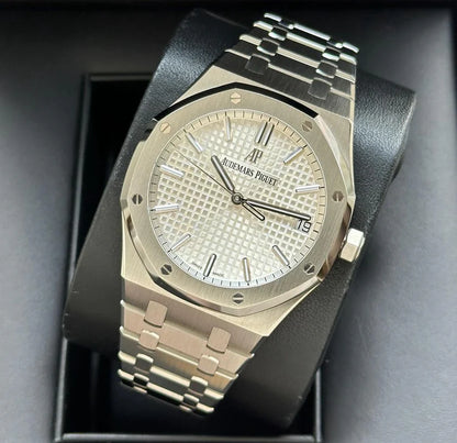 Royal Oak "Jumbo White"