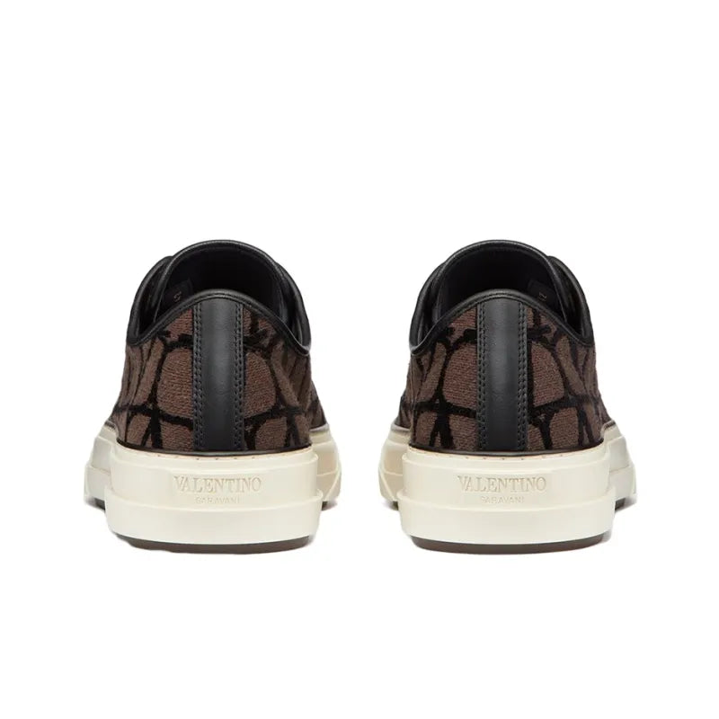 VL7N Toile Iconographe Print Low Top Sneakers