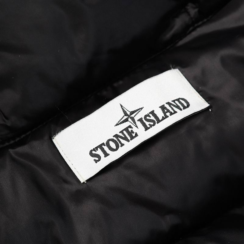 ST. 1SL4ND Micro Reps Down Jacket