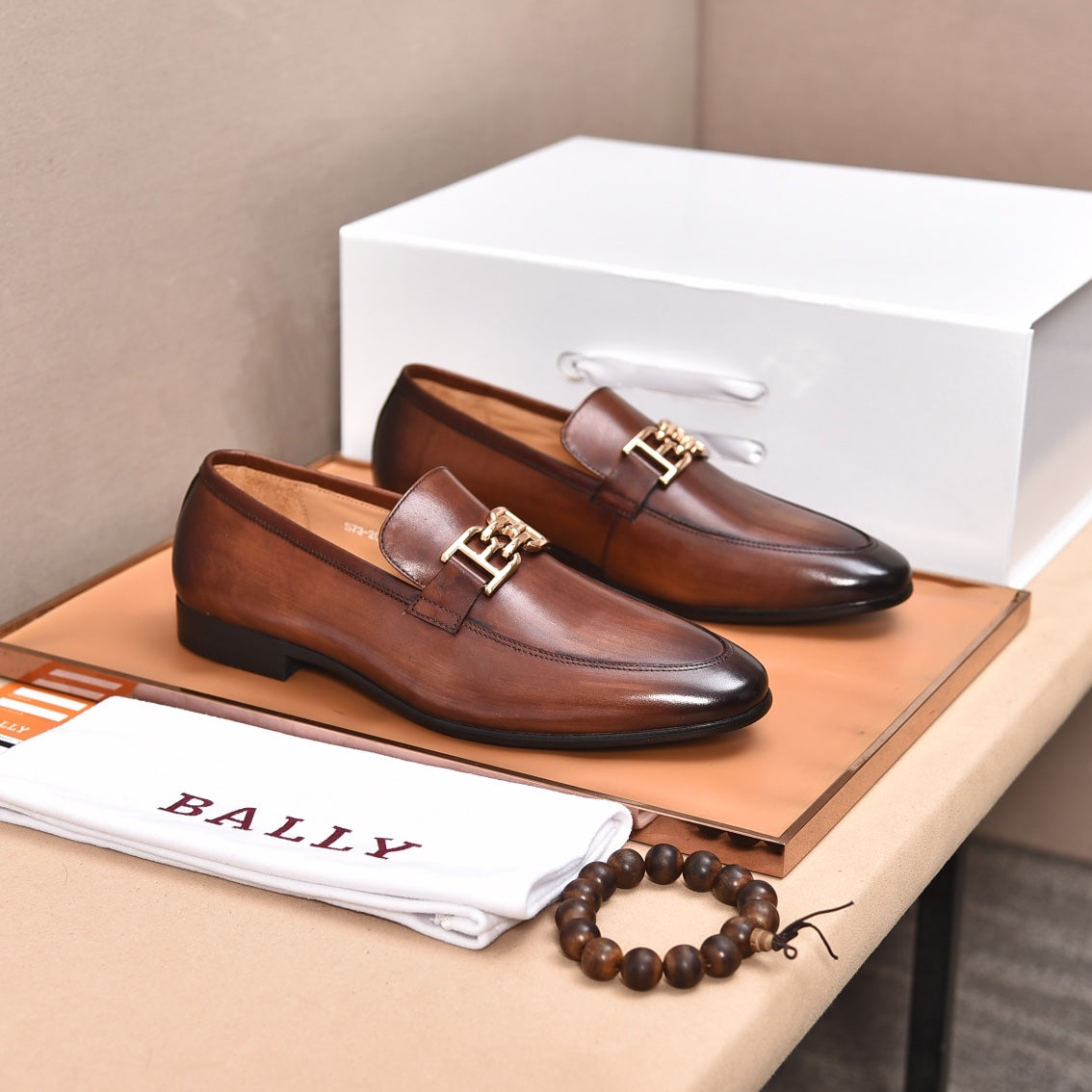 Ellyane Loafers (Men's)