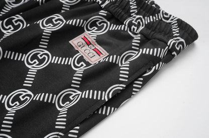 GV*C1 Logo Pants