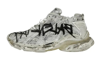 Runner Graffiti Sneaker