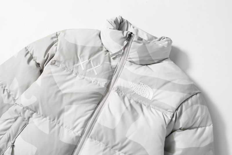 TH* N*RTH F*C3 Down Jacket