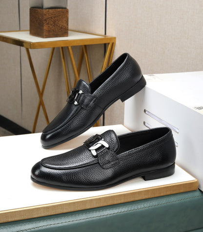 Grainy Finish Loafers (Men's)