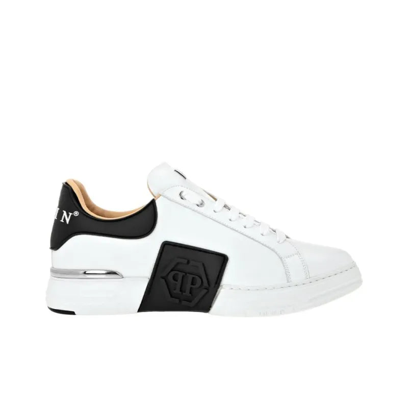 P*P Lo top Hexagon Sneakers